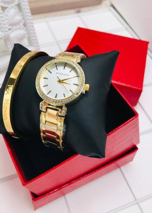 Подарочный набор для женщин часы, браслет + коробка 2104994