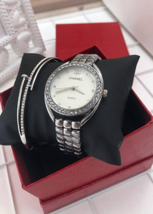 Подарочный набор для женщин часы, браслет + коробка 2130080