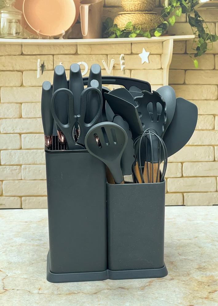 Набор ножей и кухонных принадлежностей 19 предметов 