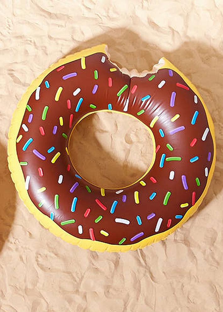 Надувной круг пончик 70см 
